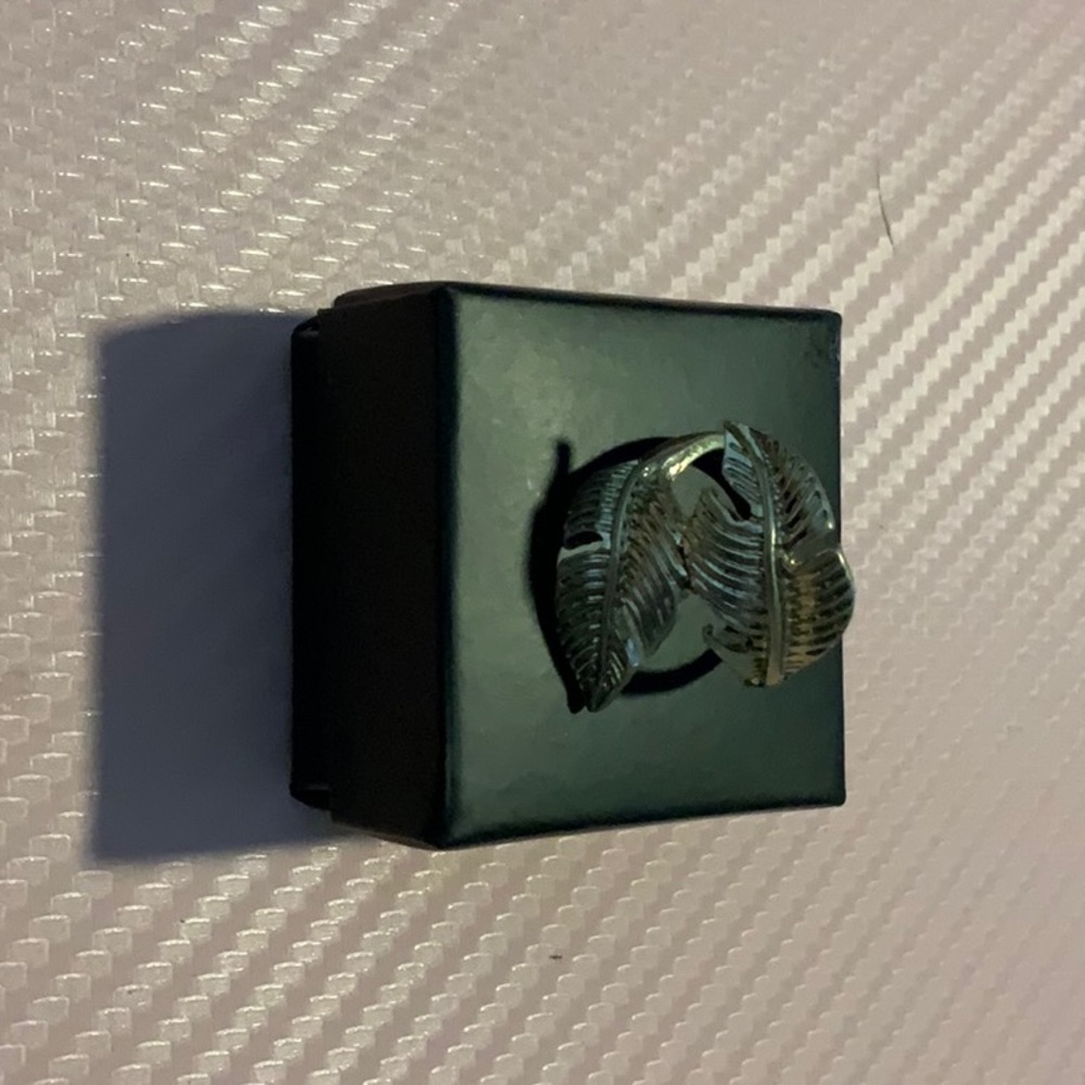 Avon Golden Eagle Ring Size 6